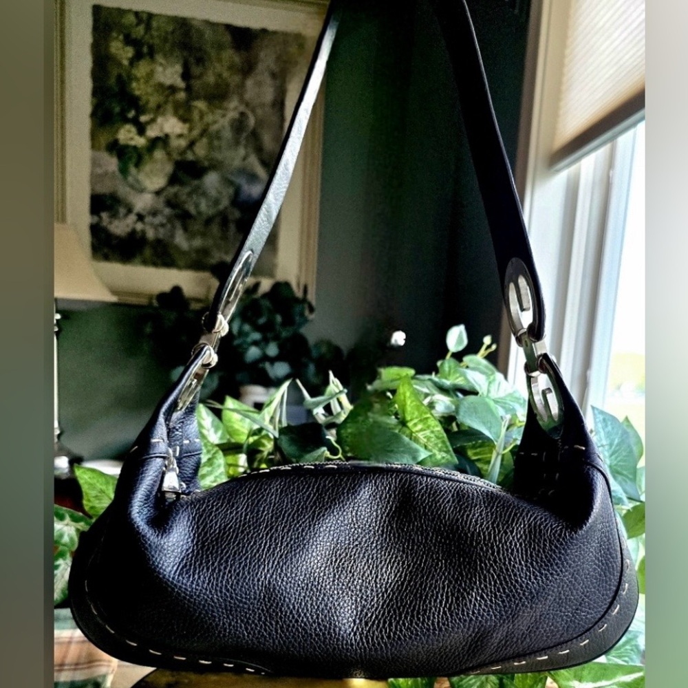 Escada RARE hobo pebble leather vintage Black Leather Handbag EUC with COA
